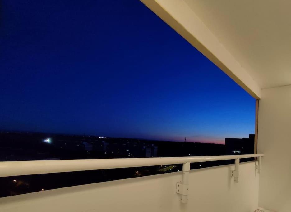 Penthouse-Feeling Bei Zdf - Straba Zur Innenstadt Maguncia Exterior foto